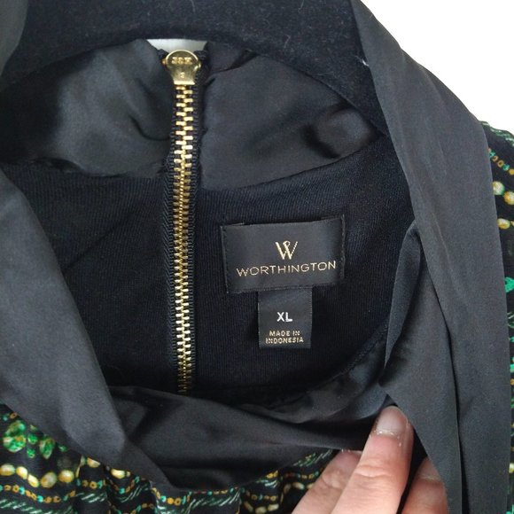 Patterned Sleeveless Lined Top with Connected Scarf by Worthington - Picture 3 of 10